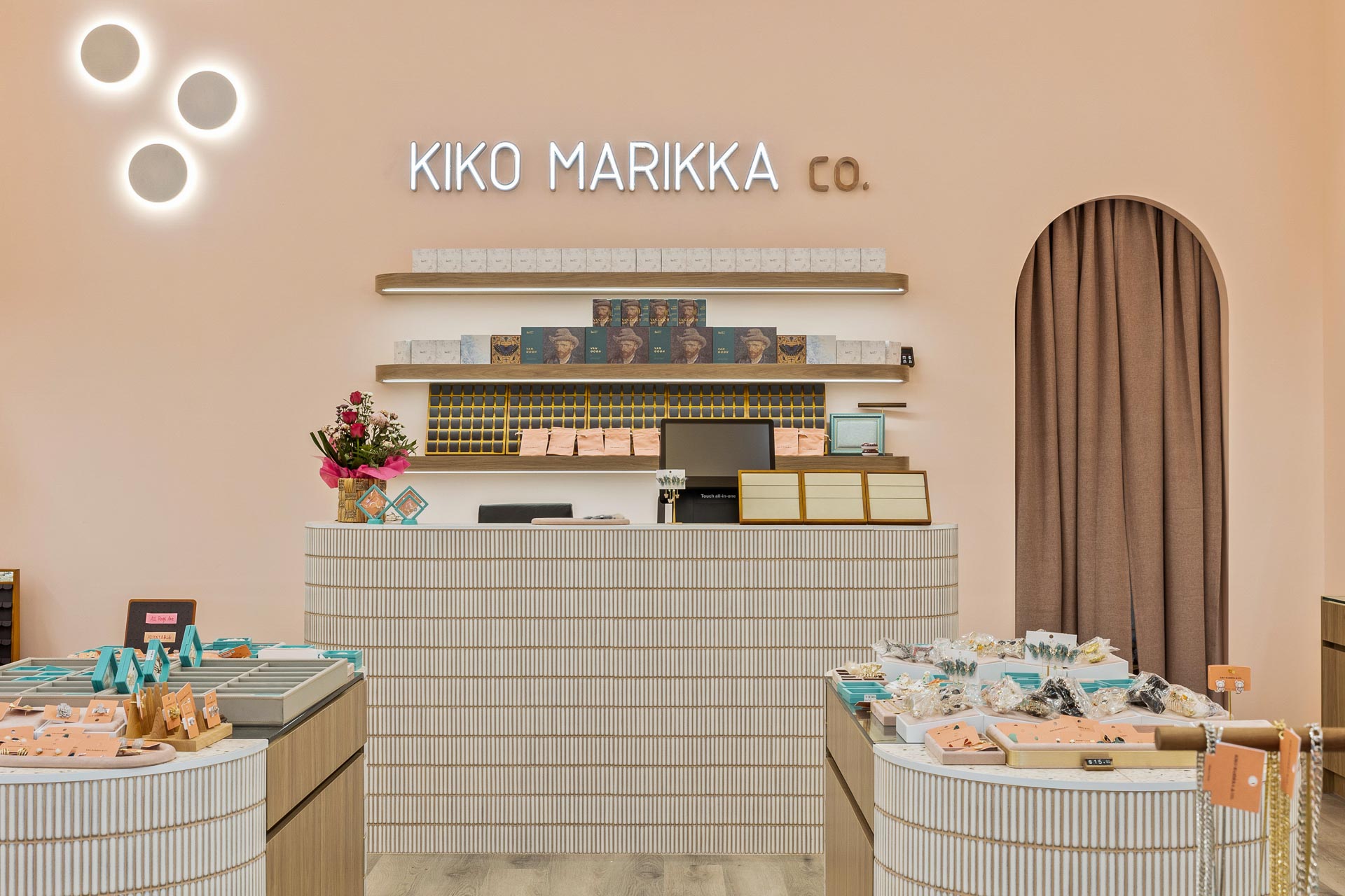 WEB Kiko Marikka Co Carousel Westfield Shopping 10