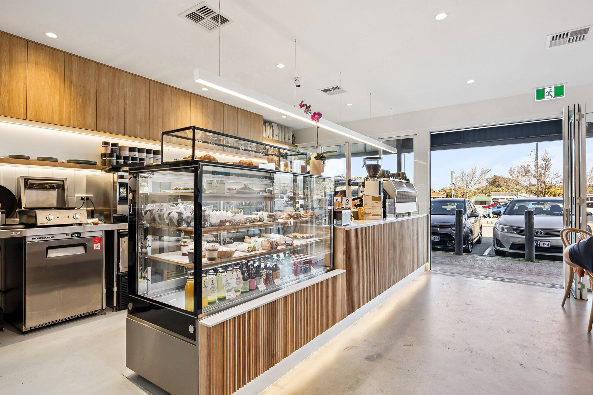 16 51 Farrington Rd, Leeming 21